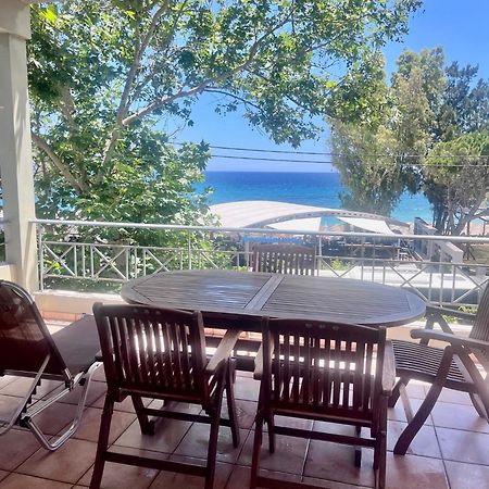 Chloe'S Sunrise Beach House Villa Atina Dış mekan fotoğraf